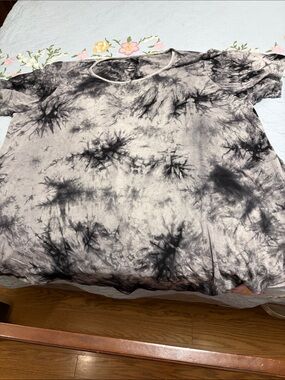 Latuza Tie-Dye Short Sleeve Crewneck Shirt - Black/White Size 3X Plus PreOwned